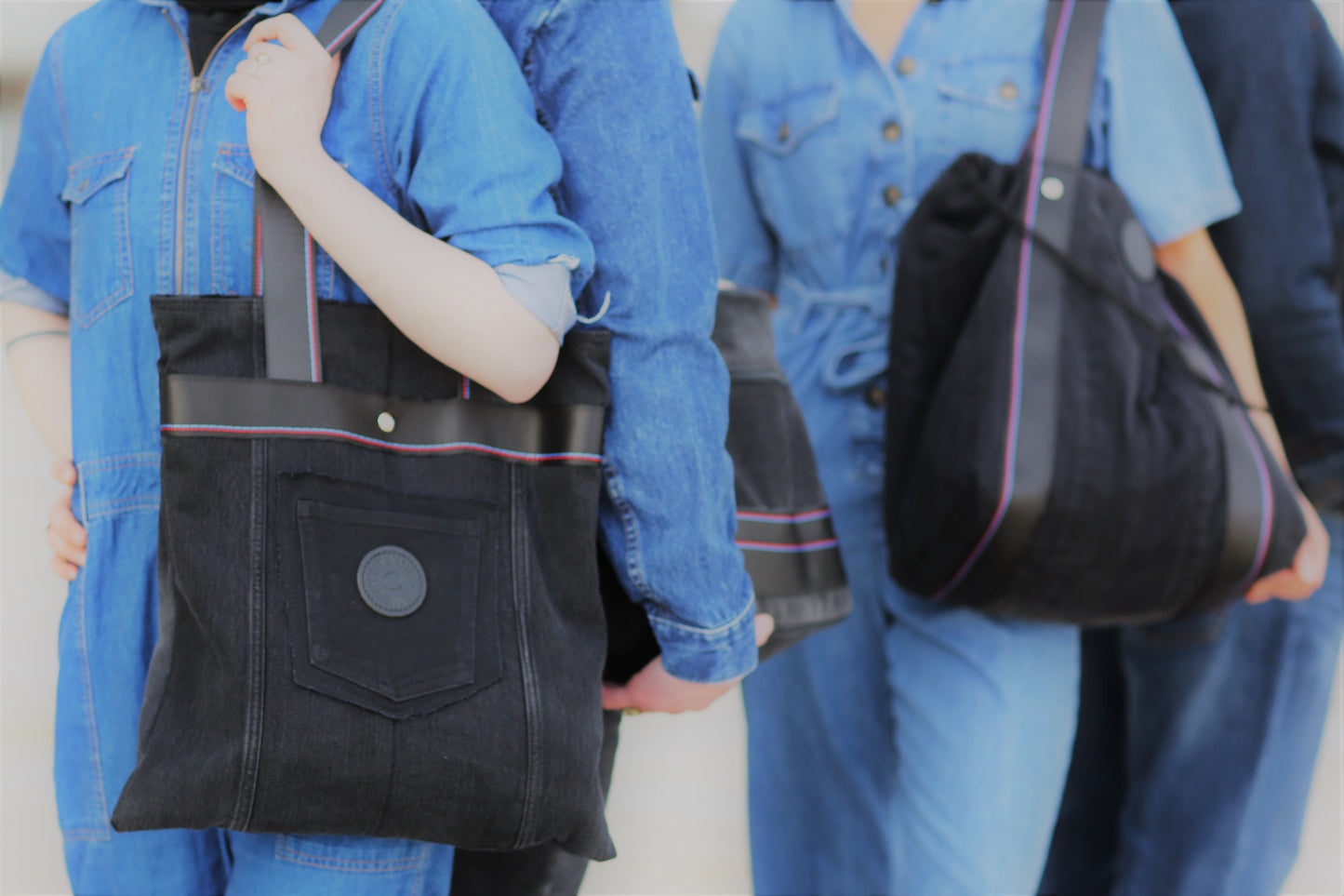 THE CITY TOTE (BLACK)